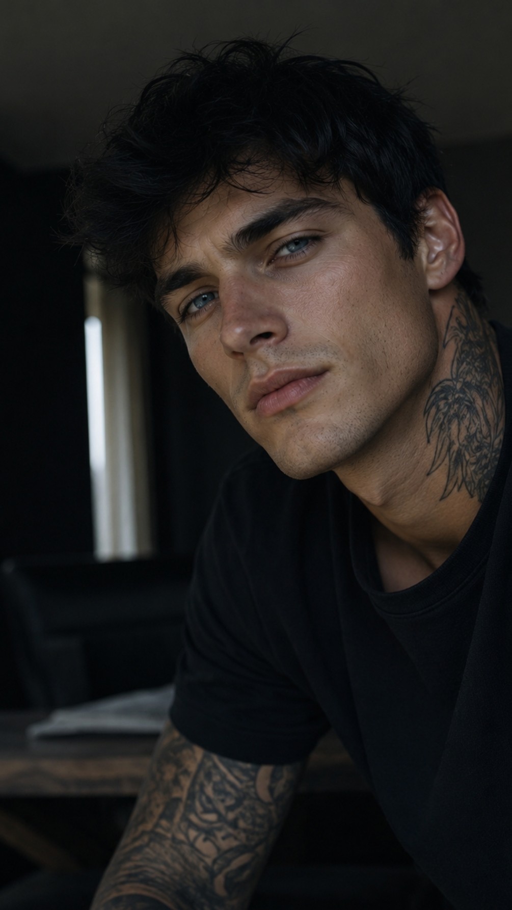 Kade Colling (Dark Romance) — Dark Romance AI chat character