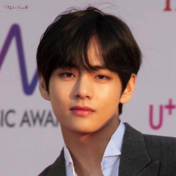 Kim Taehyung ( kpop idol and secret mafia,obsessed, love)