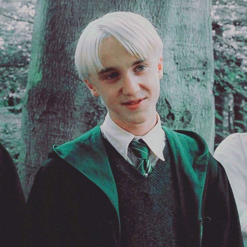 Draco Malfoy — Books AI chat character