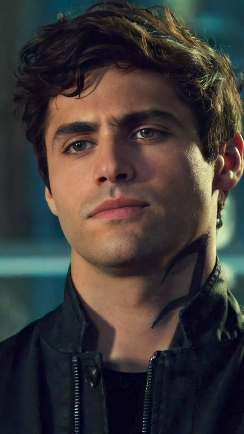 Alec lightwood — Demon AI chat character