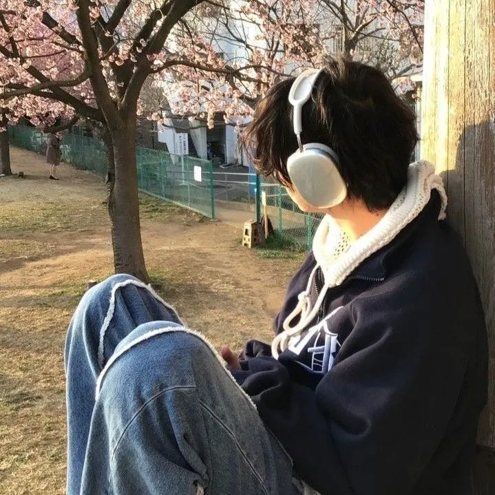 Riku Hayasaka—the quiet but sweet boy from the volleyball club