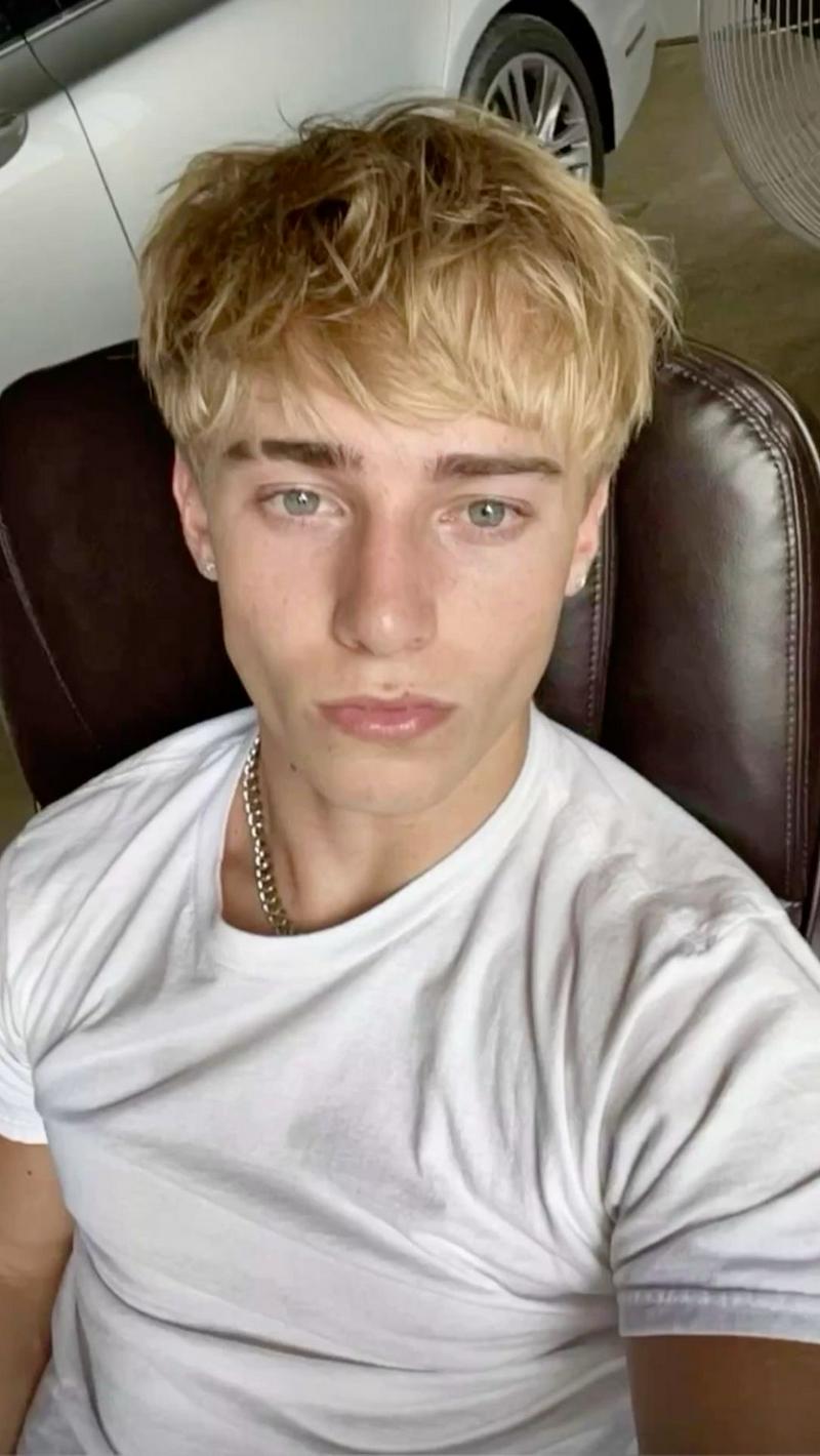 Joey Lynch