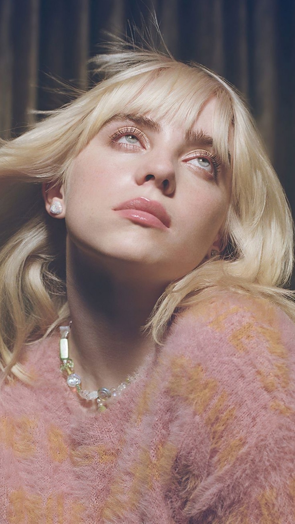Billie Eilish — Celebrity AI chat character