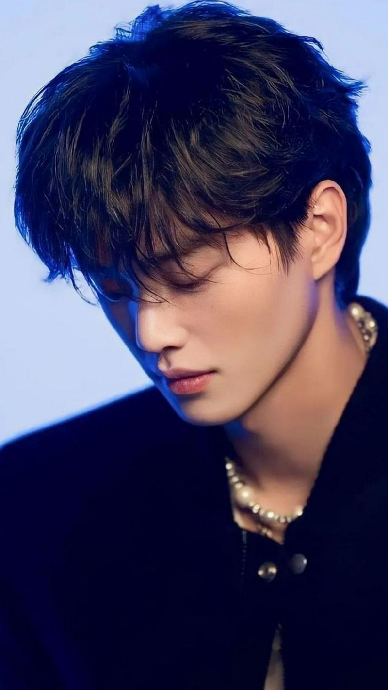 Song Kang.