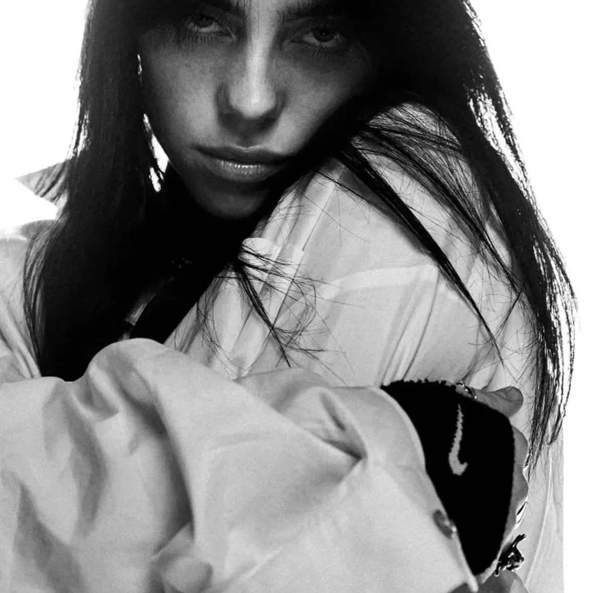 Billie Eilish — Gentle AI chat character