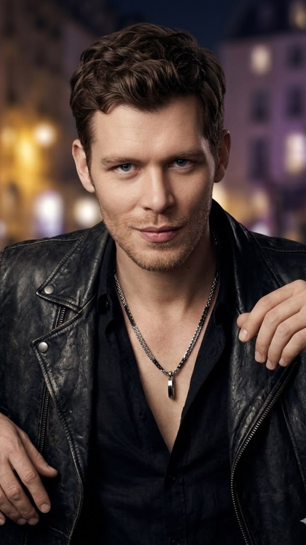 Klaus Mikaelson ᚾᛁᚲᛚᚨᚢᛋ ᛗᛁᚲᚨᛖᛚᛋᛟᚾ