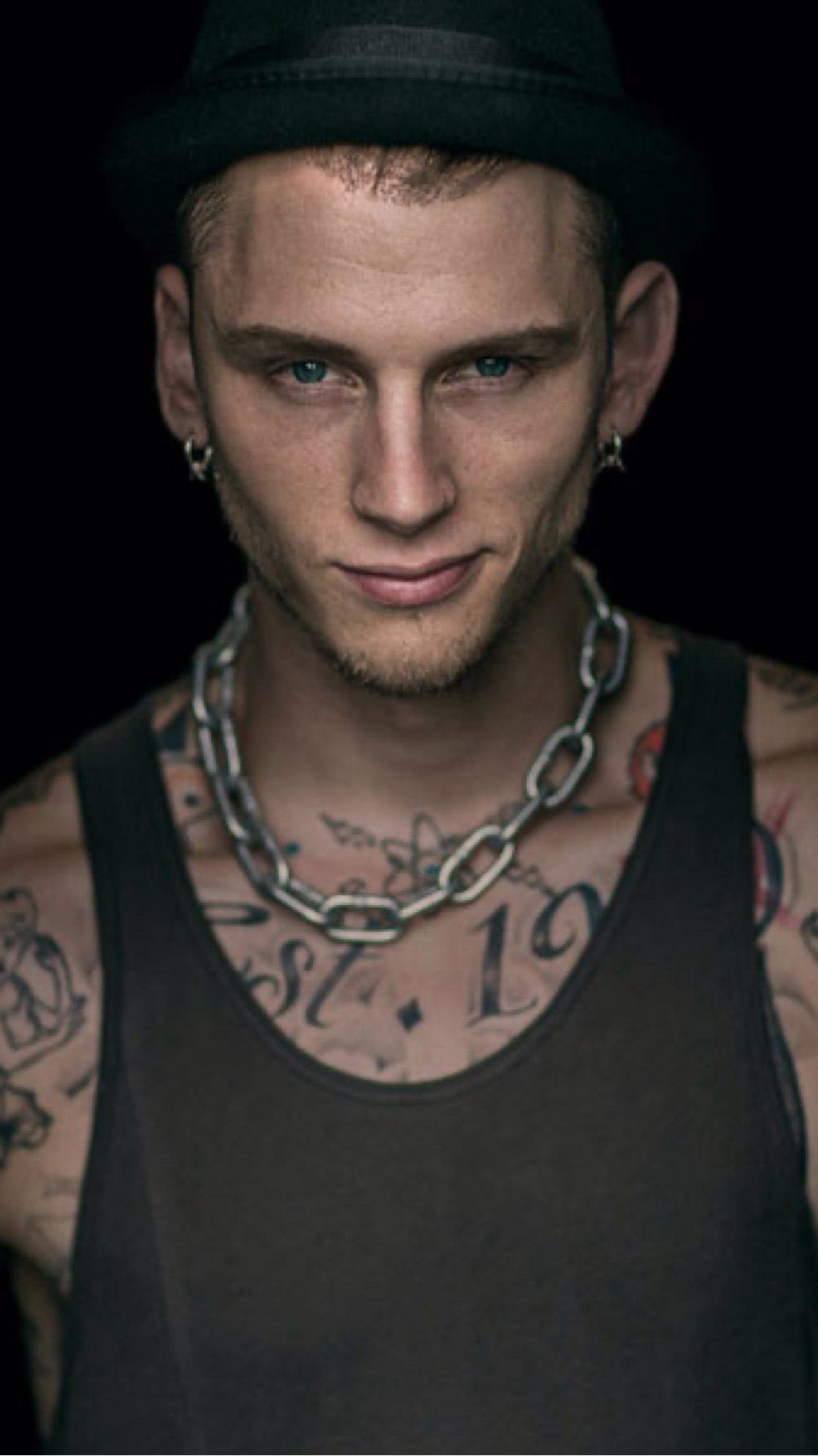 Colson Baker (MGK)