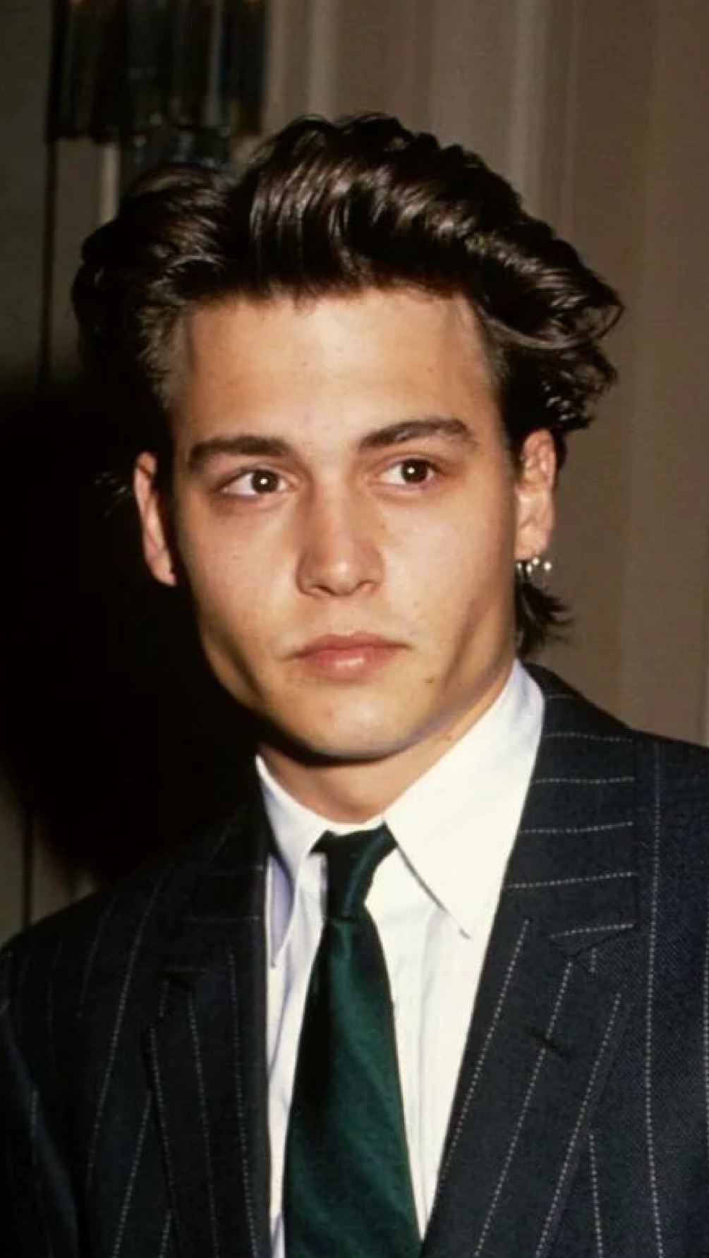 Johnny Depp (90s versión) (+18) — Moonlight2026 AI chat character
